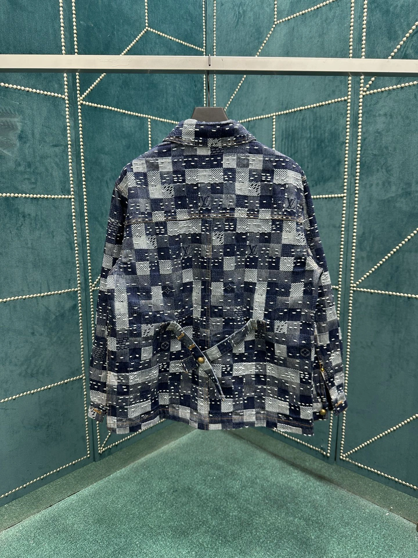 wg.luxury- 8V item:E-F409G2668